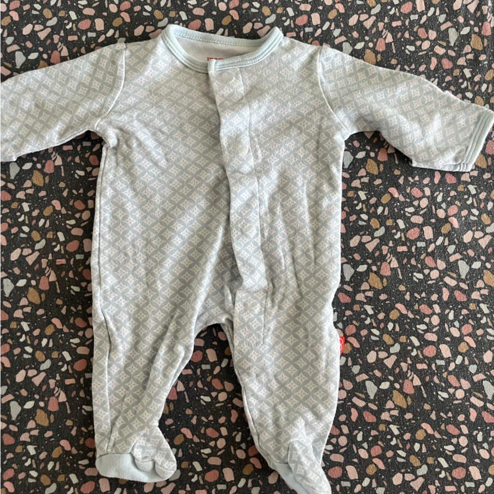 Magnetic Me Sleeper